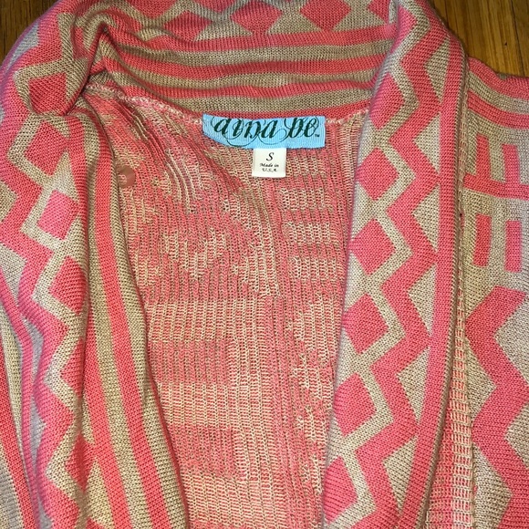 Women’s tribal print open cardigan sweater - Picture 2 of 4